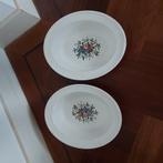 Wedgwood "Conway" - 2 ovalen opdienschalen, Antiek en Kunst, Ophalen of Verzenden