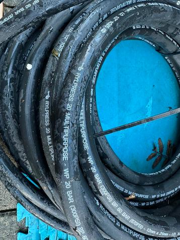 Luchtslang / hydroliek slang beschikbaar voor biedingen