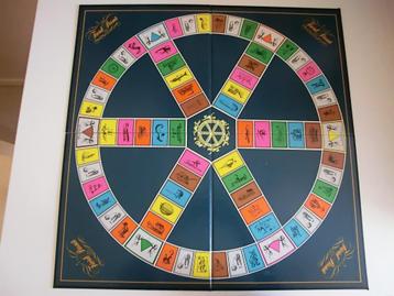 Trivial Pursuit bordspel beschikbaar voor biedingen