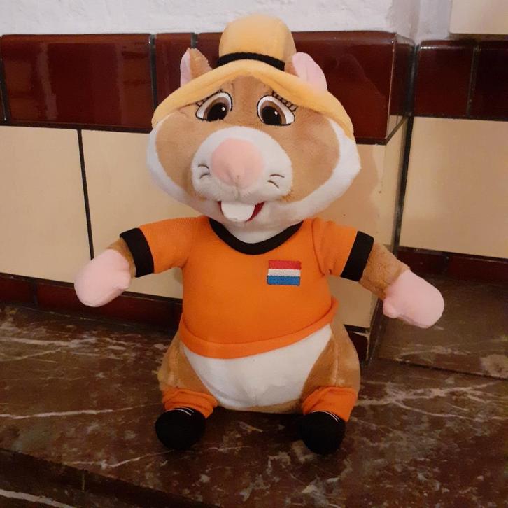 Albert Heijn hamster voetbal, Verzamelen, Poppen, Zo goed als nieuw, Pop, Ophalen of Verzenden