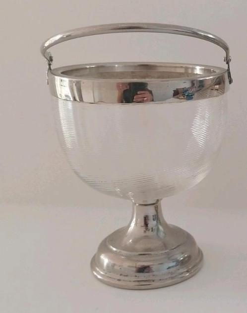 Verzilverde glasschaal op standaard, Antiek en Kunst, Antiek | Goud en Zilver, Ophalen of Verzenden