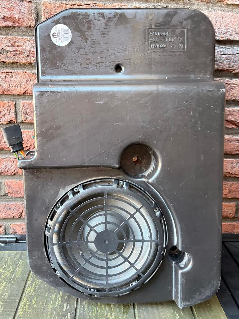 Fiat 500 Subwoofer Speaker Behuizing, Ophalen of Verzenden, Gebruikt, Universele onderdelen