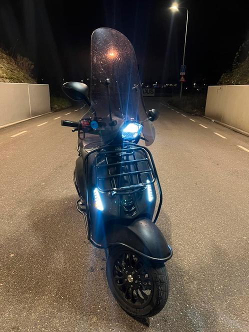 Vespa sprint full option, Fietsen en Brommers, Scooters | Vespa, Ophalen of Verzenden