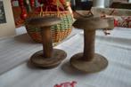 2 mooie antieke houten ZWEEDSE spoelen  10 cm hoog, Ophalen of Verzenden