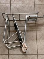 Bagagedrager voor fiets( Giant )met bijhorende fietspomp, Ophalen of Verzenden, Zo goed als nieuw