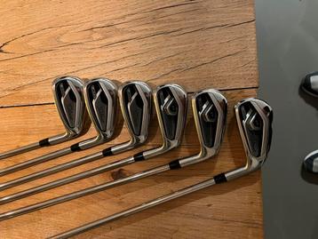 Titleist T300 ijzerset 5-PW – Acra iSeries Steel 105i shafts beschikbaar voor biedingen
