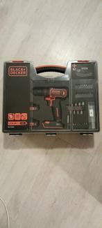 B + D 18v accuuboormachine + accesoires, Ophalen, Zo goed als nieuw