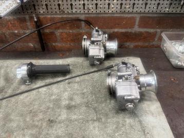 Setje  DELLORTO carburateurs met Magura gashandvat. beschikbaar voor biedingen