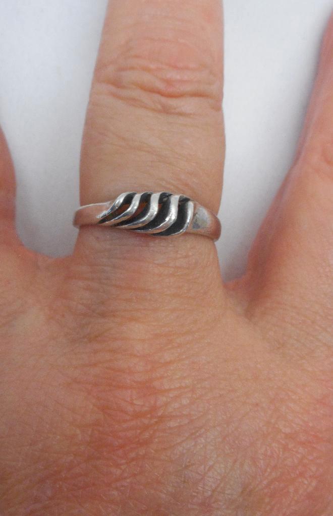 Zilveren modernist ring maat 17,5 nr.423, Sieraden, Tassen en Uiterlijk, Ringen, Gebruikt, Dame, 17 tot 18, Zilver, Zilver, Verzenden