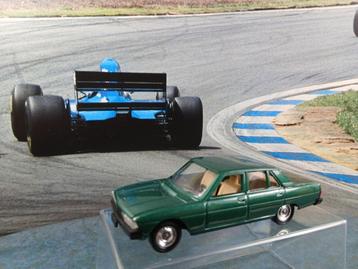solido 1/43  peugeot 604 beschikbaar voor biedingen