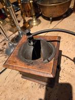 2 antieke koffiemolens, Antiek en Kunst, Antiek | Keukenbenodigdheden, Ophalen