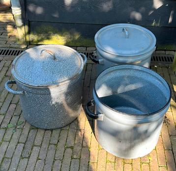 ketels voor RAKU stoken beschikbaar voor biedingen