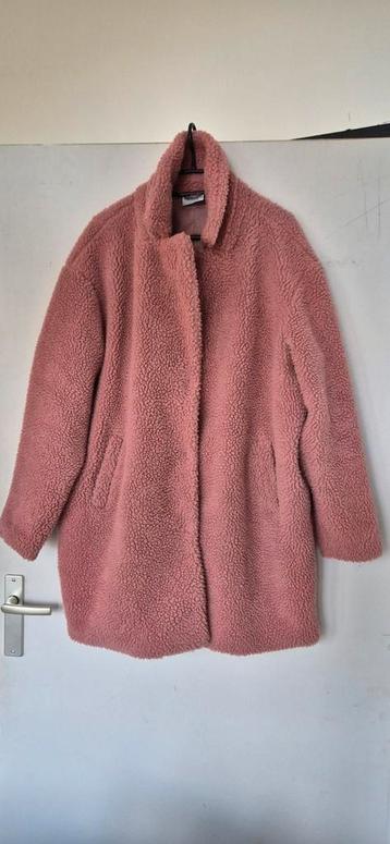 Fluffy jas  beschikbaar voor biedingen