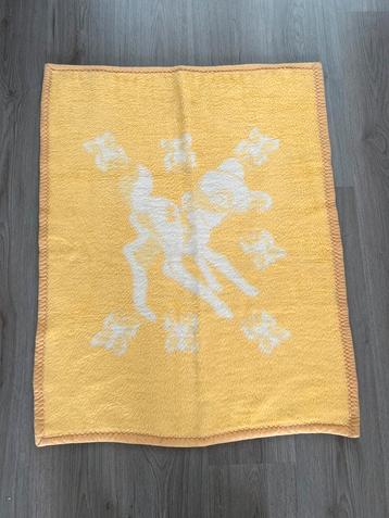 Prachtige vintage babydeken bambi hert geel wit retro design beschikbaar voor biedingen