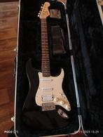 Fender Squier Bullet Strat met Koffer, Muziek en Instrumenten, Snaarinstrumenten | Gitaren | Elektrisch, Ophalen, Gebruikt, Solid body