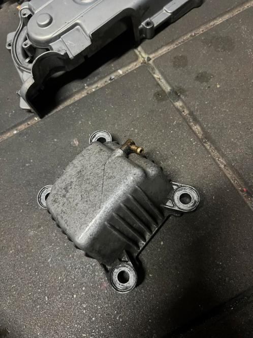 Kleppendeksel piaggio 4t origineel, Motoren, Tuning en Styling, Ophalen of Verzenden