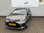 Toyota Yaris 1.0 VVT-i Aspiration 5drs, Navigatie,Airco, Voorwielaandrijving, Gebruikt, Euro 6, 730 kg