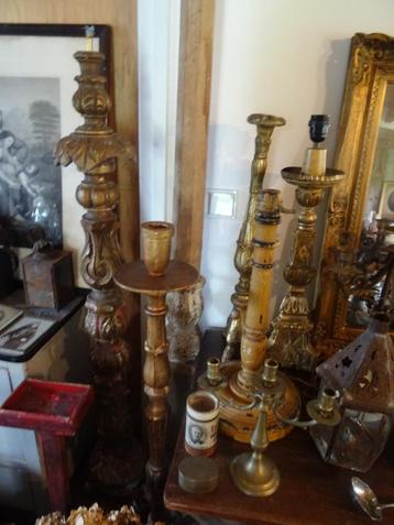 diverse Franse kandelaars beschikbaar voor biedingen