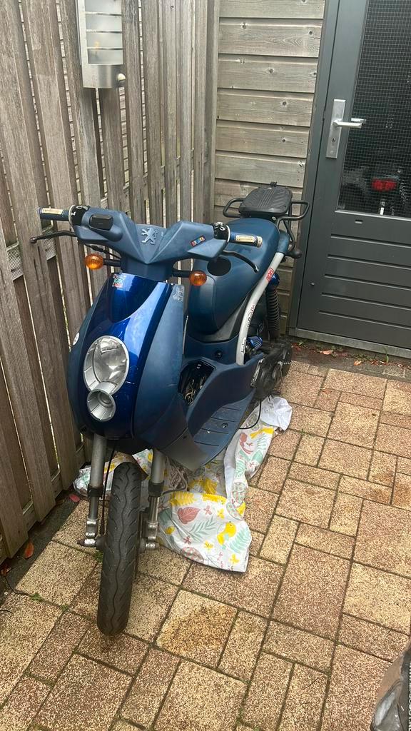 Peugeot Ludix 70 PROJECT, Fietsen en Brommers, Snorfietsen en Snorscooters, Zo goed als nieuw, Peugeot, Tweetakt, Ophalen