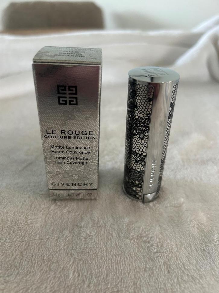 Givenchy lipstick le rouge couture edition nieuw, Sieraden, Tassen en Uiterlijk, Uiterlijk | Mondverzorging, Nieuw, Lipbalsem