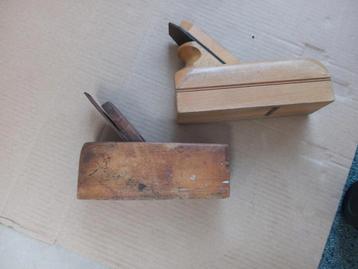 Houten Blokschaven 2 stuks beschikbaar voor biedingen