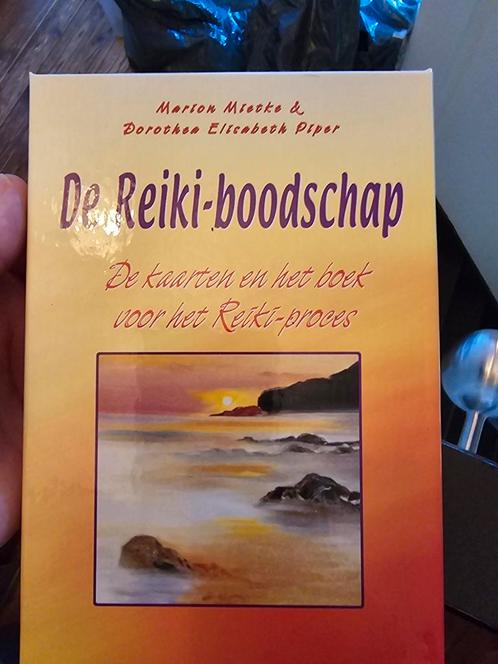 M. Mietke - Reiki-boodschap set, Boeken, Esoterie en Spiritualiteit, Zo goed als nieuw, Ophalen of Verzenden