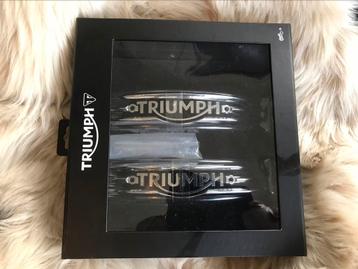 Tankemblemen nieuw in doos beschikbaar voor biedingen