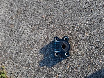 Blokje voor bevestiging van de bobike mini beschikbaar voor biedingen