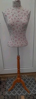 Vintage Paspop met Bloemenprint, Hobby en Vrije tijd, Naaien en Fournituren, Ophalen, Gebruikt, Paspop