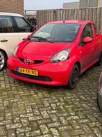 Toyota Aygo 1.0 12V Vvt-i 3DRS MMT 2006 Rood Lees beschrijvi, Voorwielaandrijving, Stof, Zwart, 68 pk