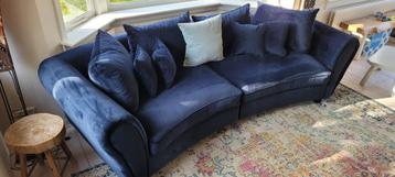 Donkerblauw fluwelen bank incl / excl vloerkleed beschikbaar voor biedingen