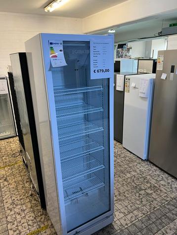 Grote koeling met glasdeur nieuw 195 hoog beschikbaar voor biedingen