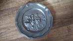 schaal tin weegt 660 gram rond 24 cm, Antiek en Kunst, Antiek | Tin, Ophalen of Verzenden