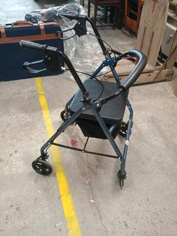 Licht gewicht rollator  beschikbaar voor biedingen