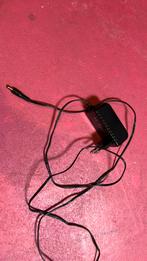 Adapter 12 Volt 2000mA, Verzenden, Zo goed als nieuw