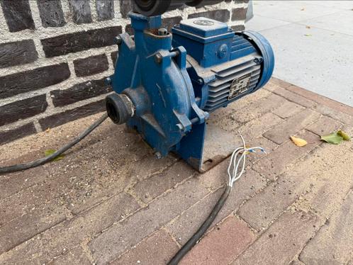 Waterpomp oud maar goud, Tuin en Terras, Waterpompen, Gebruikt, Elektrisch, Besproeiingspomp, Ophalen of Verzenden