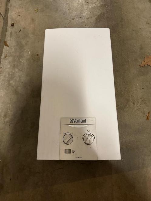 Vaillant atmomag mini propaan/butaan/lpg, Doe-het-zelf en Verbouw, Geisers en Boilers, Zo goed als nieuw, Geiser, Propaan of Butaan