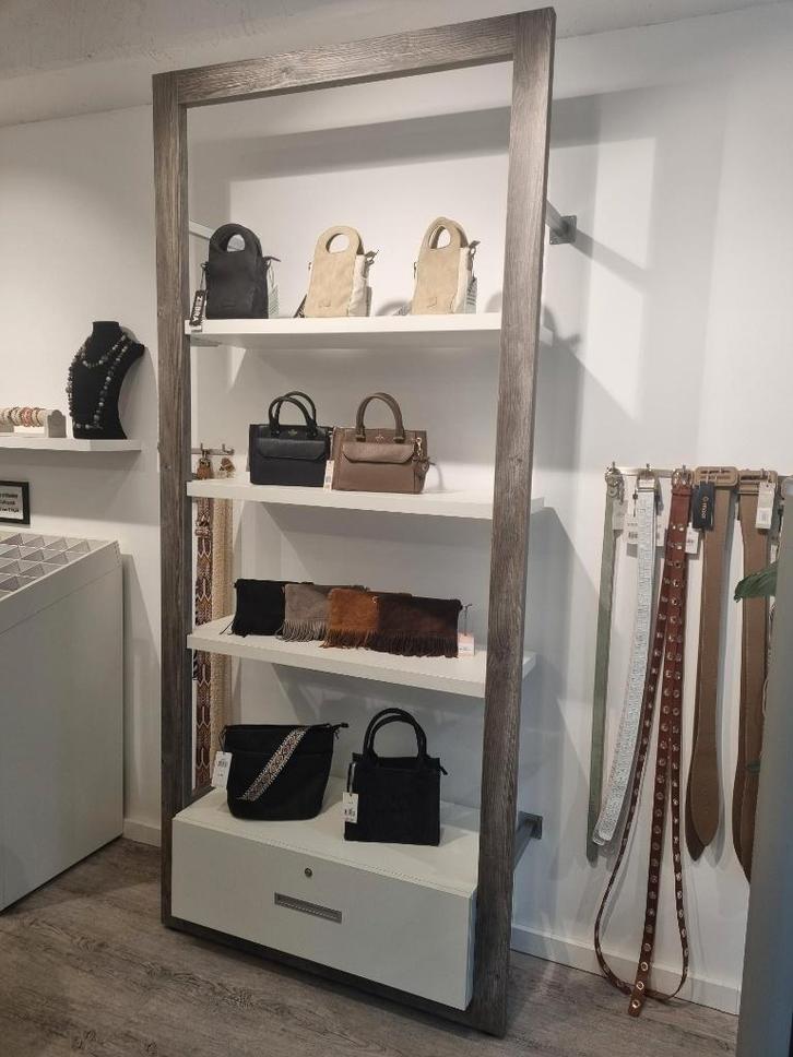 Winkelinterieur, Zakelijke goederen, Kantoor en Winkelinrichting | Winkel en Inventaris, Ophalen