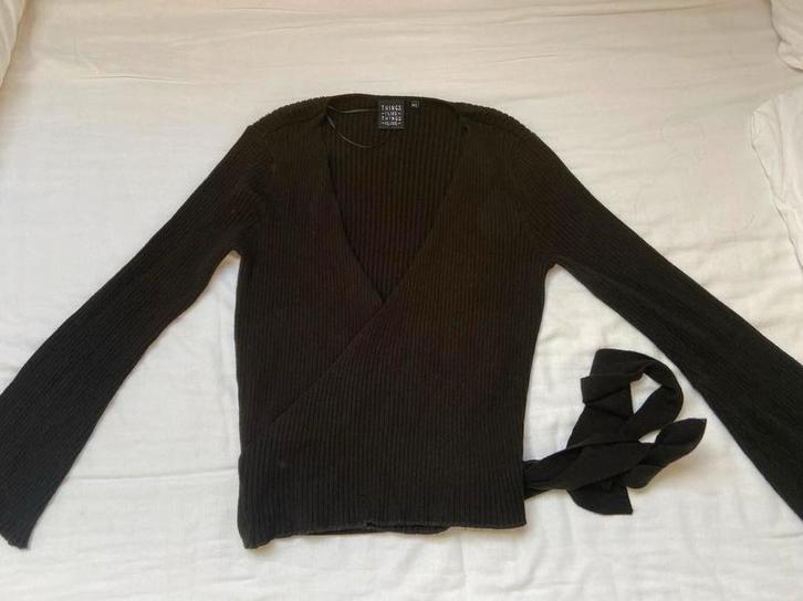 Mooie wikkeltop van TILTIL, Kleding | Dames, Truien en Vesten, Zo goed als nieuw, Zwart, Ophalen of Verzenden