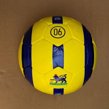 Nike T90 Aerow Premier League 05-06 OFFICIAL MATCH BALL 5 beschikbaar voor biedingen