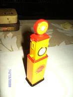 speelgoed benzinepomp Shell petroleum geel metaal 11 cm, Reclamebord, Gebruikt, Verzenden