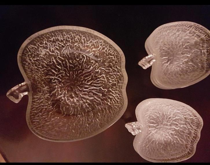 Mooie glazen schalen set., Huis en Inrichting, Keuken | Servies, Nieuw, Schaal of Schalen, Overige stijlen, Glas, Ophalen of Verzenden