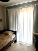 1 wit gordijn (aan één stuk) 2.10 hoog 3.20 breed., Wit, Ophalen of Verzenden, Zo goed als nieuw, 200 cm of meer