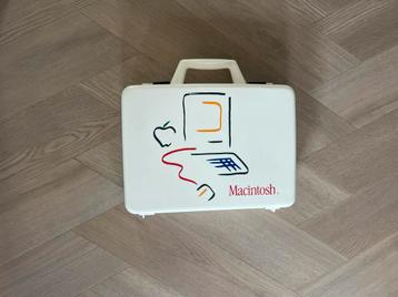 Originele Macintosh "Picasso" koffer beschikbaar voor biedingen
