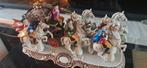 Antiek Porseleinen koets 50cm met paarden en figuren, Antiek en Kunst, Ophalen of Verzenden