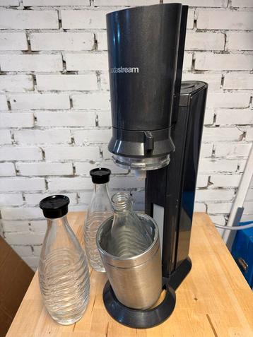 Sodastream Crystal + 3 flessen + Cylinder beschikbaar voor biedingen