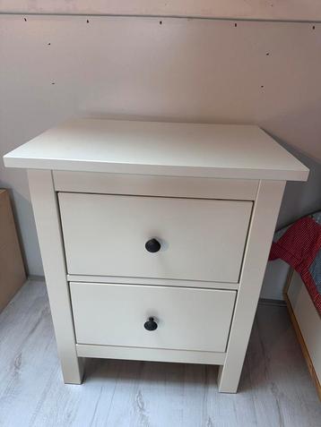 Hemnes nachtkastje