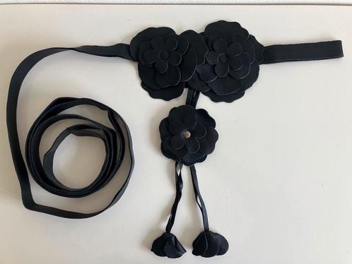 Vintage lederen riem met bloemen, Kleding | Dames, Riemen en Ceinturen, Gedragen, Heupriem, 100 cm of meer, Minder dan 3 cm, Zwart