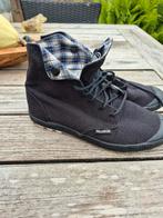 Nieuwe palladium maat 36, Kleding | Dames, Schoenen, Ophalen of Verzenden, Nieuw, Sneakers of Gympen