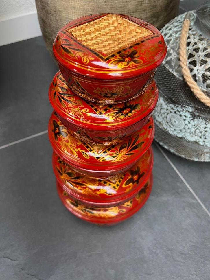 Chinese handbeschilderd Bamboe dozen mand chinees set, Huis en Inrichting, Woonaccessoires | Schalen en Manden, Zo goed als nieuw